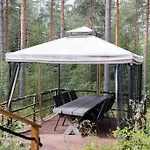 Loma-asunnot With Hot Tub And Sauna Uurainen
