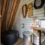 Loma-asunnot With Hot Tub And Sauna *