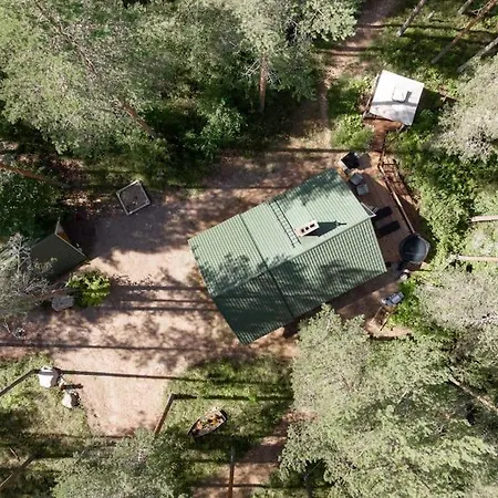 Casa de Férias With Hot Tub And Sauna Uurainen